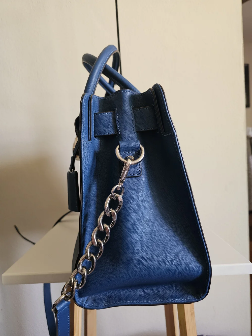 Michael Kors Royal Blue Saffiano Satchel with Gold Hardware - Picture 4 of 10